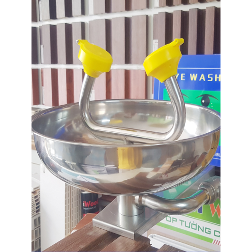Bồn rửa mắt gắn tường giá rẻ loại vòi tăng áp